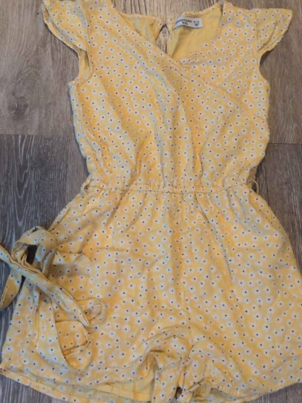 Abercrombie Kids Yellow Floral Romper Size 9/10